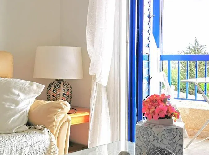 Apartment Monicas Amazing Sea View And Pool-view Klorakas