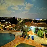Monicas Amazing Sea View And Pool-view Apartment Klorakas