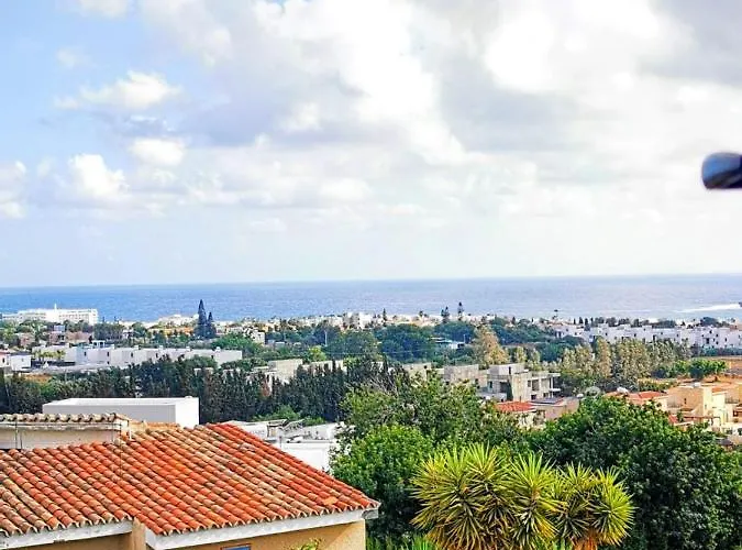 Monicas Amazing Sea View And Pool-view Klorakas